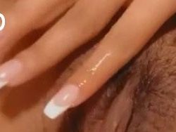 Isabel Hermosa flaquita nalgona metiendose dedo + video 25