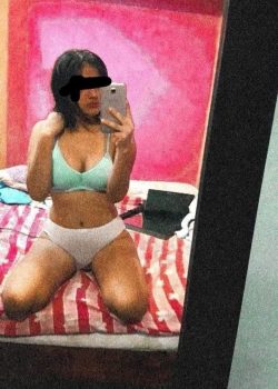 La aplicada del salón + nudes filtrados 3