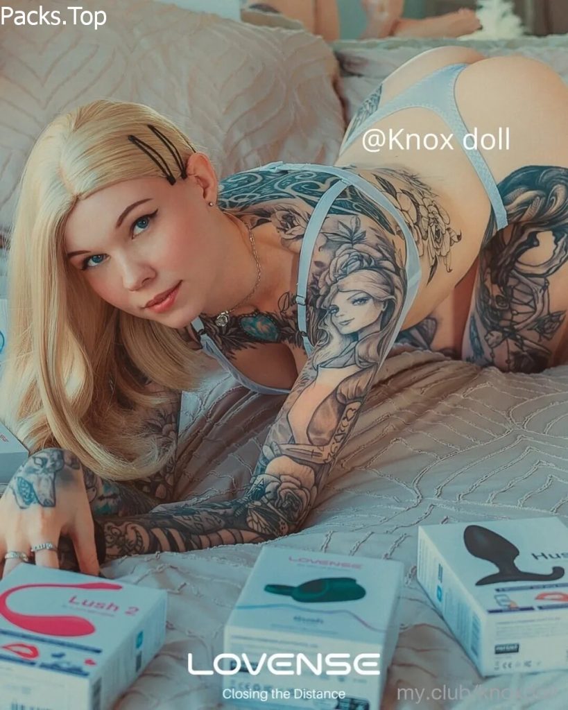 Alisa rubia tatuada y cachonda+nudes 1
