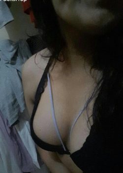 tetona con su didlo favorito +video 1