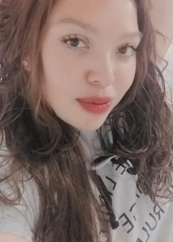 Morra de lentes tetona +nudes 6